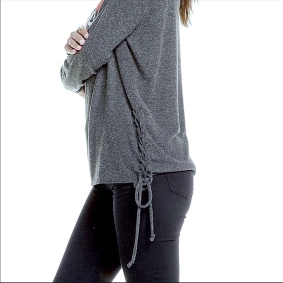 Chaser Dogs Love Me Gray Pullover Sweatshirt - Picture 3 of 10